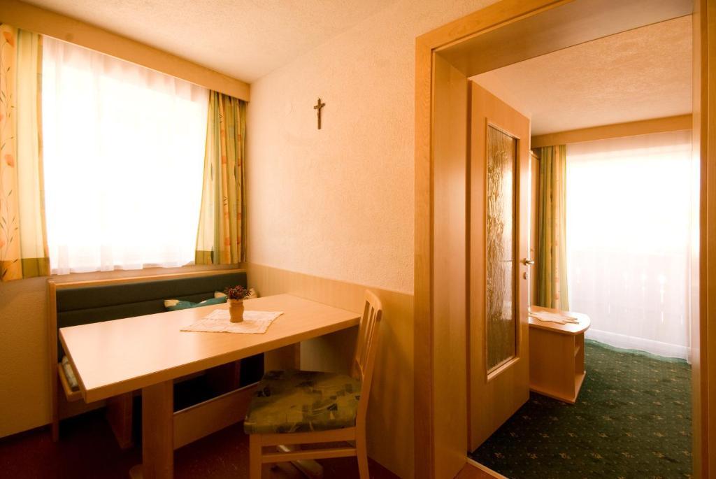 Apart Haus Bernardes Fiss Room photo